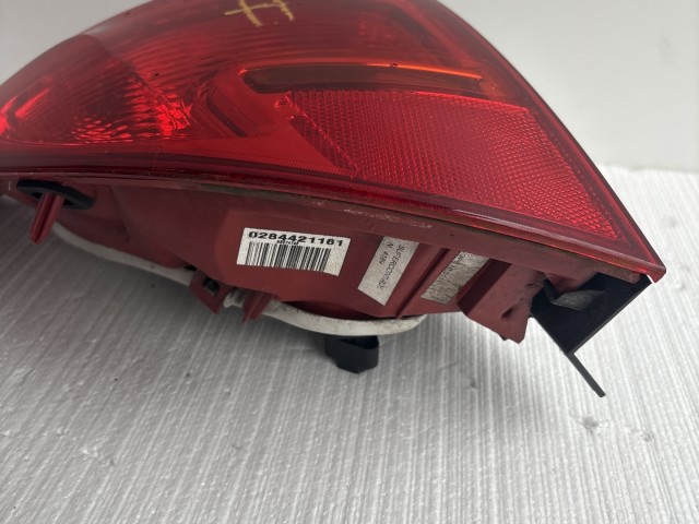 10277 Opel Meriva B 2010-2017 Lámpa , Fényszóró Használt Bal hátsó