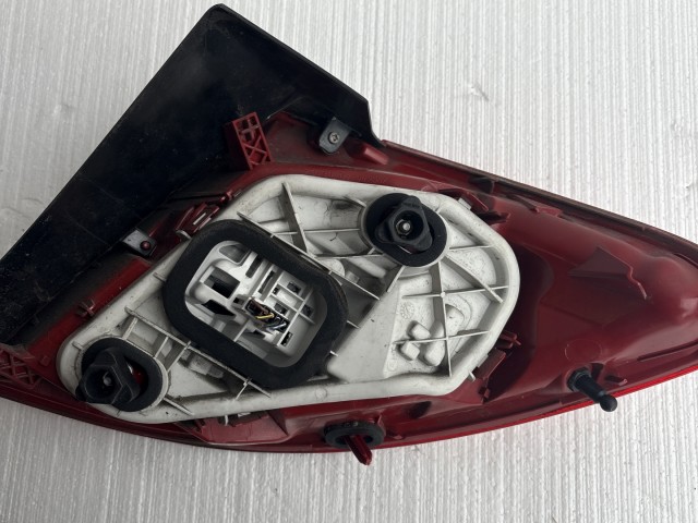 10277 Opel Meriva B 2010-2017 Lámpa , Fényszóró Használt Bal hátsó