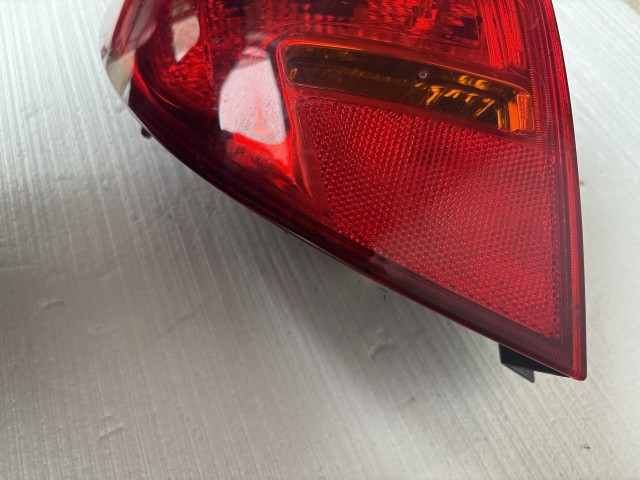 10279 Opel Meriva B 2010-2017 Lámpa , Fényszóró Használt Bal hátsó
