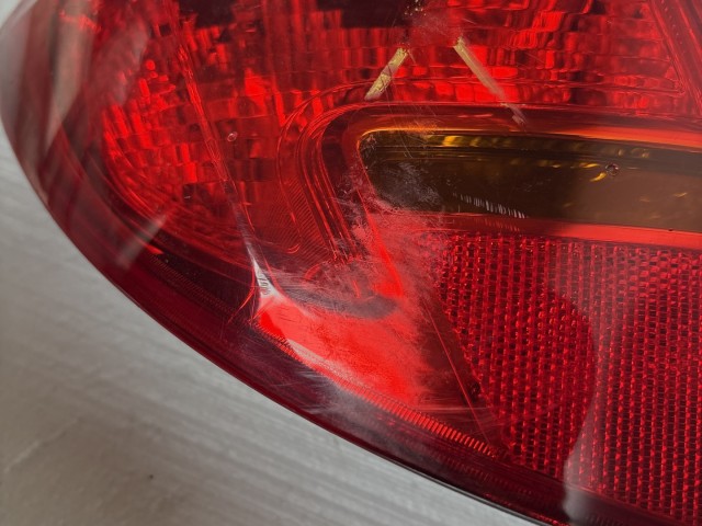 10285 Opel Meriva B 2010-2017 Lámpa , Fényszóró Használt Bal hátsó