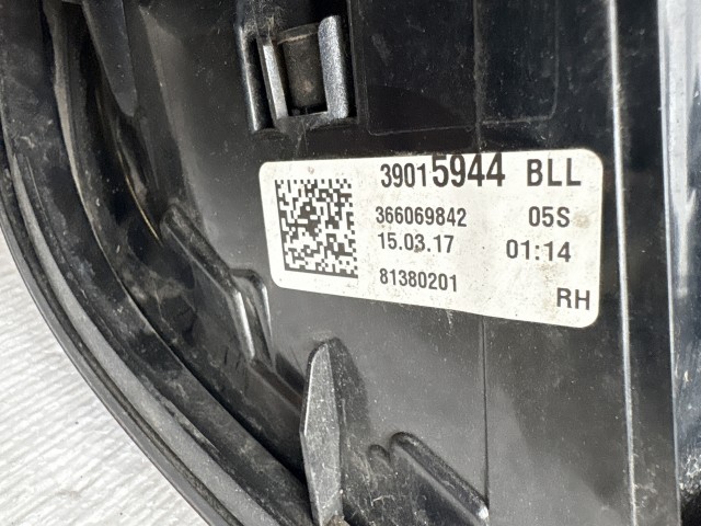 10291 Opel Astra K 2015 Lámpa , Fényszóró Használt  Jobb hátsó
