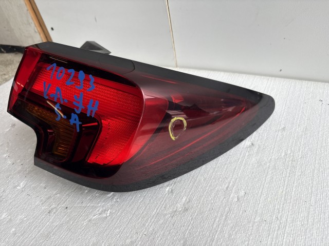 10293 Opel Astra K 2015 Lámpa , Fényszóró Használt  Jobb hátsó