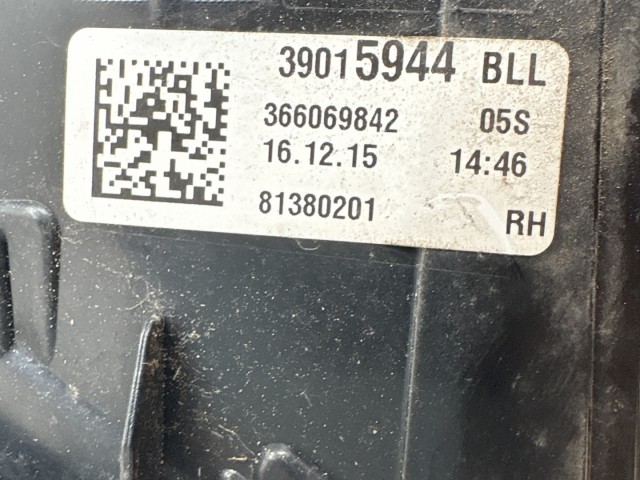 10293 Opel Astra K 2015 Lámpa , Fényszóró Használt  Jobb hátsó