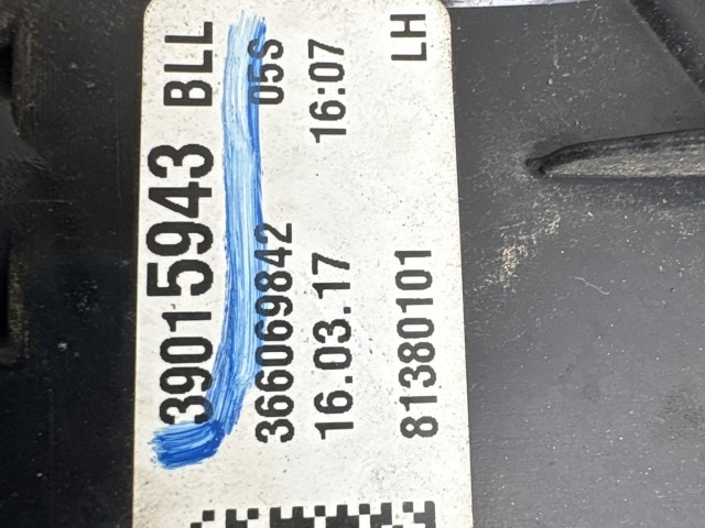 10289 Opel Astra K 2015 Lámpa , Fényszóró Használt Bal hátsó
