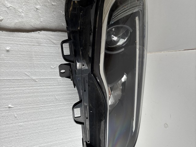 10294 Opel Astra K 2015 Lámpa , Fényszóró Használt Jobb első
