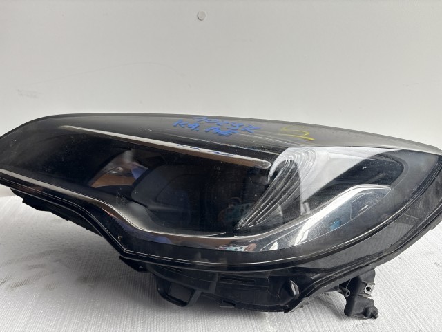 10297 Opel Astra K 2015 Lámpa , Fényszóró Használt Bal első 