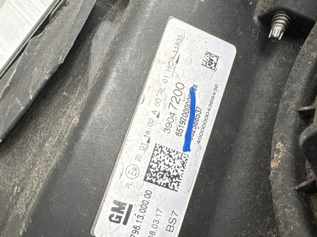 10298 Opel Astra K 2015 Lámpa , Fényszóró Használt Bal első 