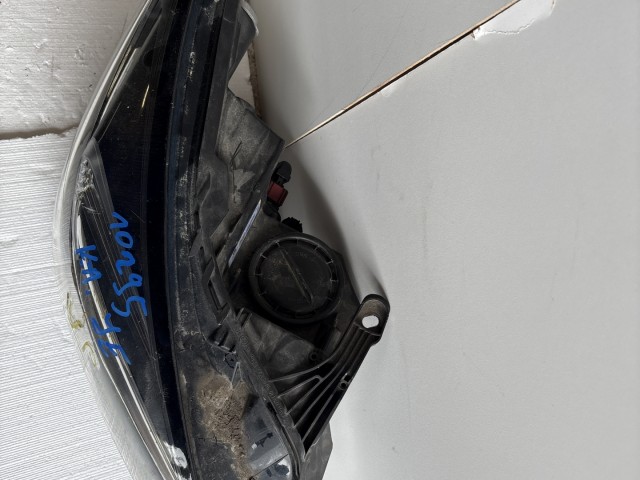 10295 Opel Astra K 2015 Lámpa , Fényszóró Használt Jobb első