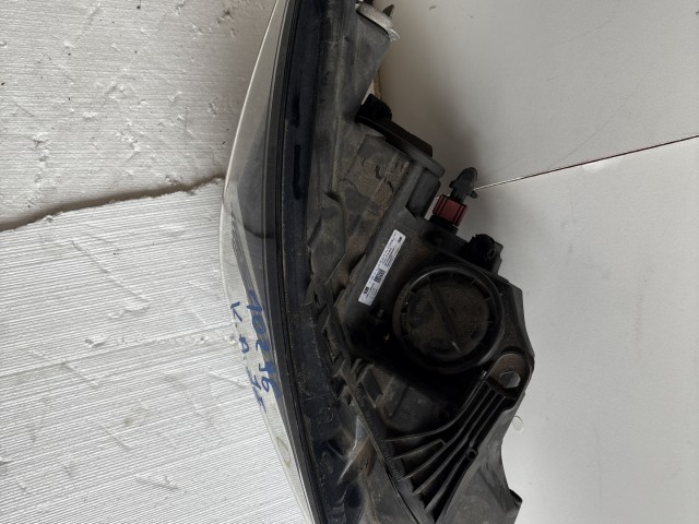 10296 Opel Astra K 2015 Lámpa , Fényszóró Használt Jobb első