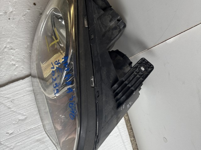 10299 Opel Antara 2010-2015 Lámpa , Fényszóró Használt Jobb első