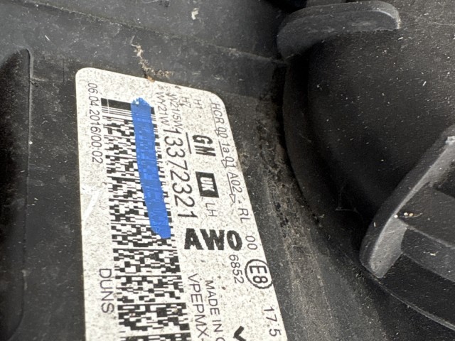 10307 Opel Meriva B 2014-2017 Lámpa , Fényszóró Használt Bal első 