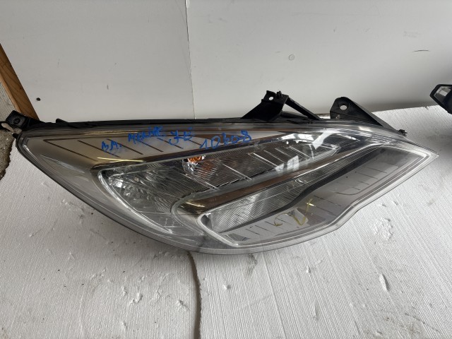 10308 Opel Meriva B 2010-2017 Lámpa , Fényszóró Használt Jobb első