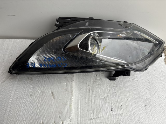 10302 Opel Zafira C 2011 Lámpa , Fényszóró Használt Bal első 
