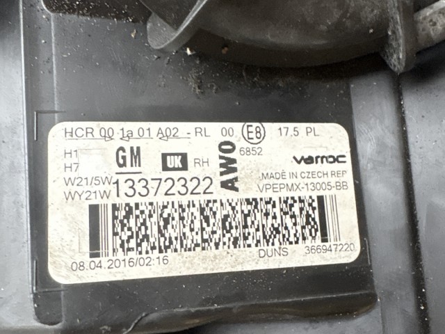 10311 Opel Meriva B 2014-2017 Lámpa , Fényszóró Használt Jobb első
