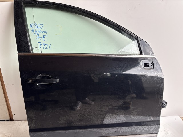 10362 Opel Antara 2006-2015 Ajtó Használt Jobb első Fekete Z22c
