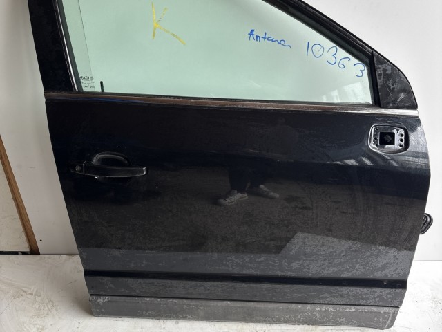 10363 Opel Antara 2006-2015 Ajtó Használt Jobb első Feket Z22c