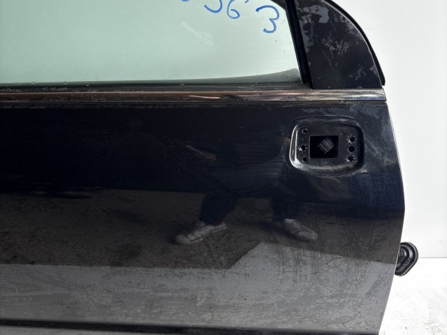 10363 Opel Antara 2006-2015 Ajtó Használt Jobb első Feket Z22c