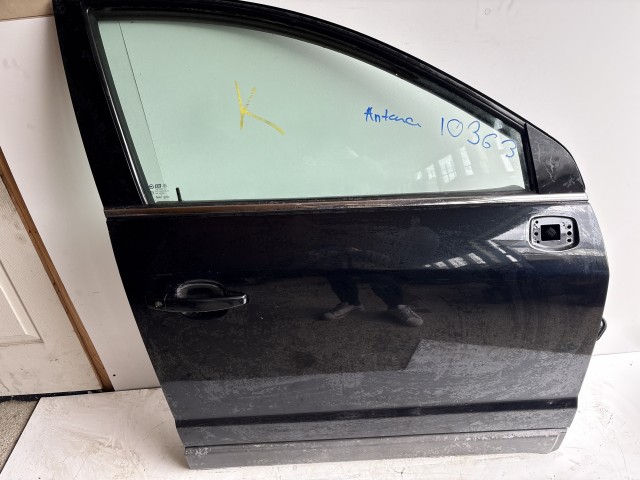 10363 Opel Antara 2006-2015 Ajtó Használt Jobb első Feket Z22c