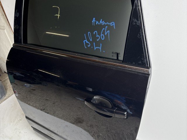 10364 Opel Antara 2006-2015 Ajtó Használt Bal hátsó Fekete Z22c