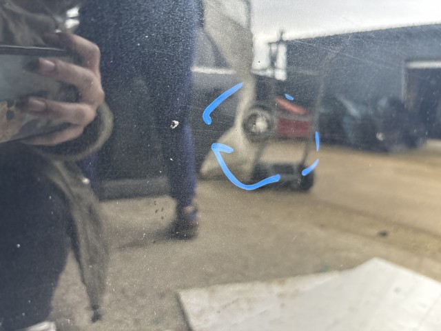 10365 Opel Antara 2006-2015 Ajtó Használt Bal hátsó Fekete Z22c