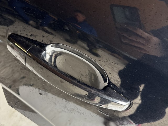 10366 Opel Antara 2006-2015 Ajtó Használt Jobb hátsó Fekete Z22c