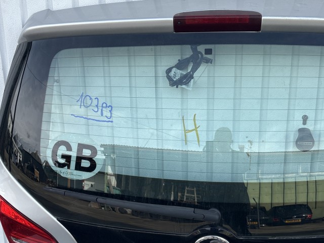 10383 Opel Meriva B 2010-2017 Csomagtérajtó Használt
