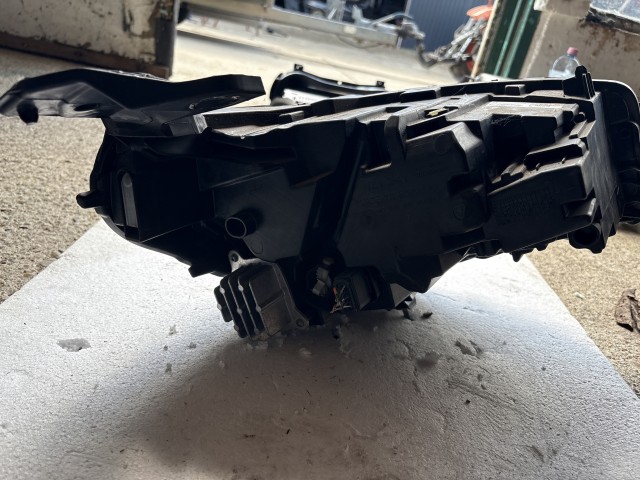 10495 Opel Corsa f 2020 Angol Fényszóró Használt Bal első 