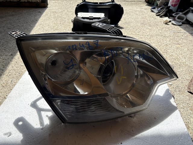 10487 Opel Antara 2006-2015 Angol Fényszóró Használt Xenon Jobb első