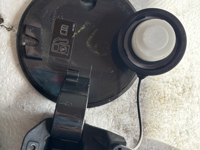 Opel Corsa E 2014- 2014-2019 Tankajtó Felújított grafitszürke  