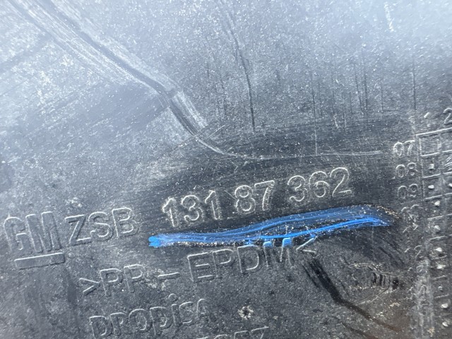 Opel Corsa E 2014- 2014-2019 Kerékjárati dobbetét Használt bal hátsó 