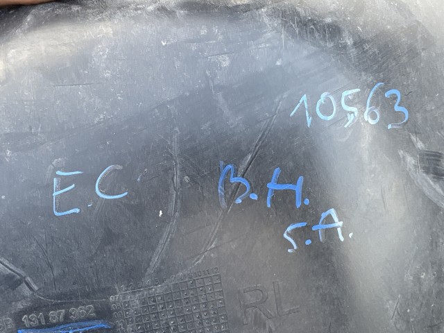 Opel Corsa E 2014- 2014-2019 Kerékjárati dobbetét Használt bal hátsó 