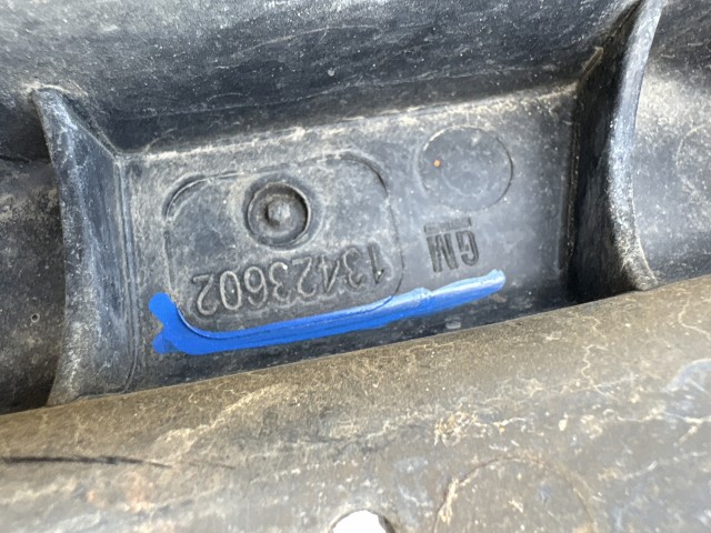 Opel Meriva B 2010-2017 Lökhárító tartó Használt első, alsó
