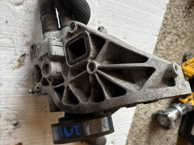 Opel Antara 2006-2015 Vízpumpa Használt 