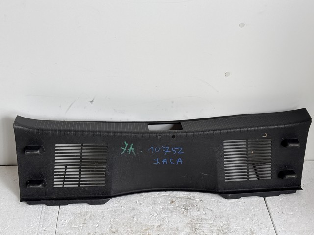 Opel Astra J 2009-2015 Hátfalkárpit Használt