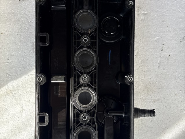 Opel Astra H 2004-2010 2004-2010 Szelepfedél Használt   