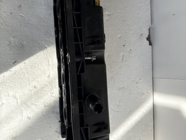 Opel Astra H 2004-2010 2004-2010 Szelepfedél Használt   