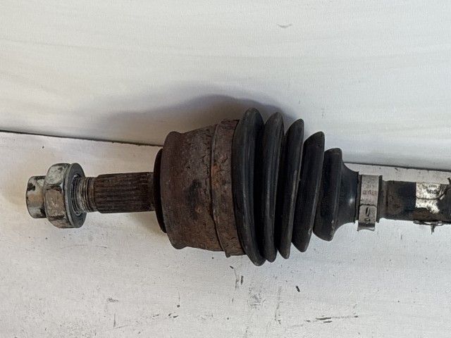 Opel Corsa E 2014- 2014-2019 Féltengely Használt Kézi Bal első