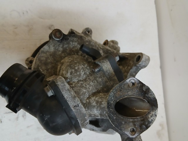 Opel Meriva B 2010-2017 Vízpumpa Használt B16dtl 