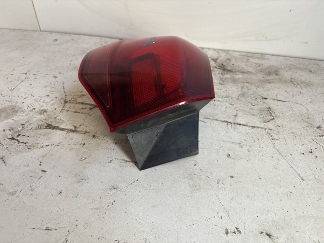 11173 Opel Astra J kombi 2009-2015 Lámpa sötétitett Bal hátsó