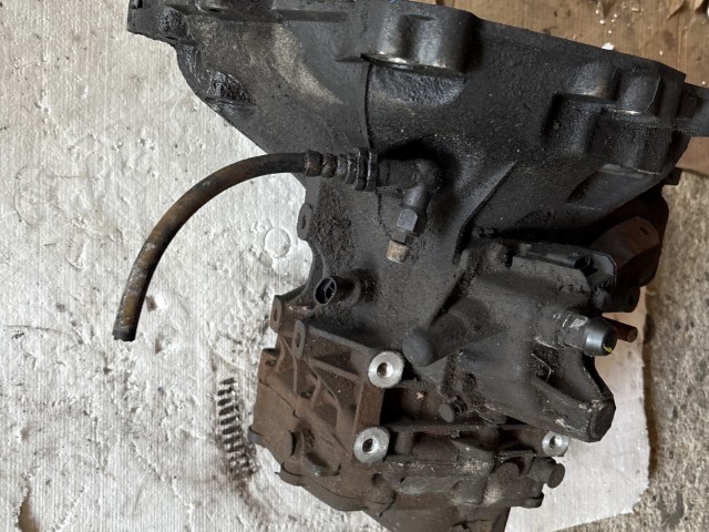 Opel Corsa D 2006-2014 Váltó Használt  a13dtc