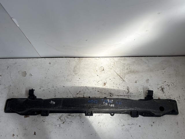 Hyundai I 30 2007-2011 Lökhárító tartó Használt hátsó
