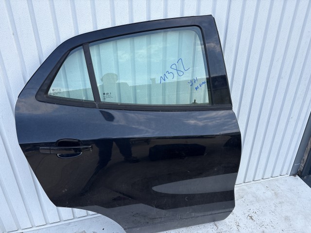 11382 Opel Mokka 2012 Ajtó Használt Jobb hátsó Fekete Z22c