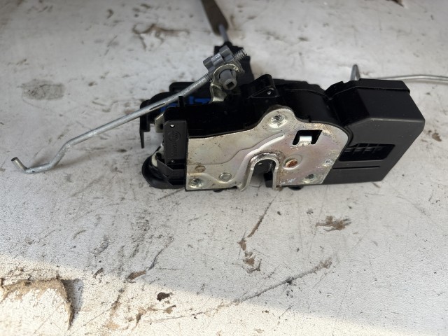 Opel Antara 2006-2015 Zár Használt bal hátsó 