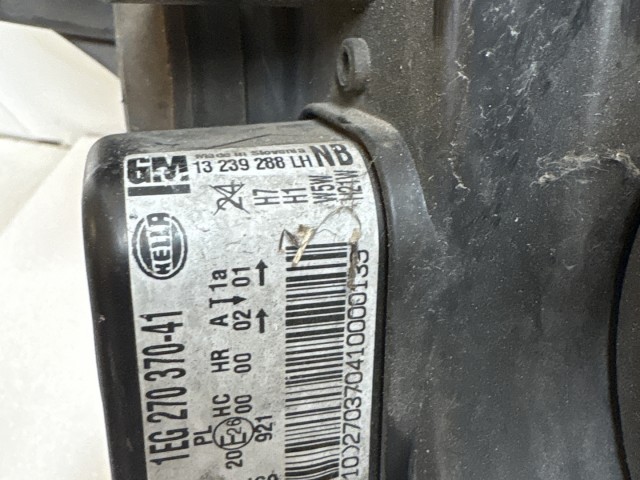 11400 Opel Astra H 2004-2010 2004-2010 Lámpa , Fényszóró Használt sima Bal első 