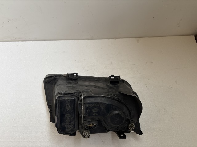11486 Volkswagen Bora 1998-2005 Lámpa , Fényszóró Használt Bal első 