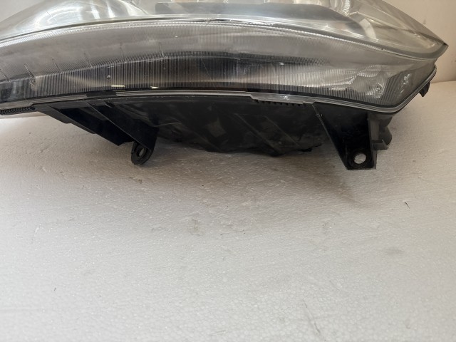 11491 Renault Scenic II 2003-2009 Lámpa , Fényszóró Használt Bal első 