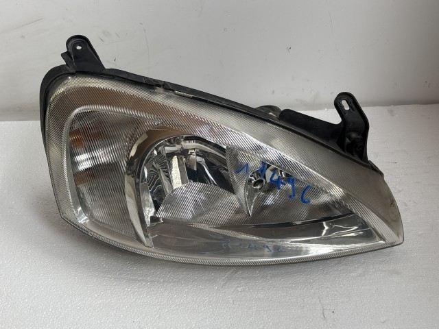 11496 Opel Corsa C 2000-2006 2000-2006 Lámpa , Fényszóró Használt Jobb első