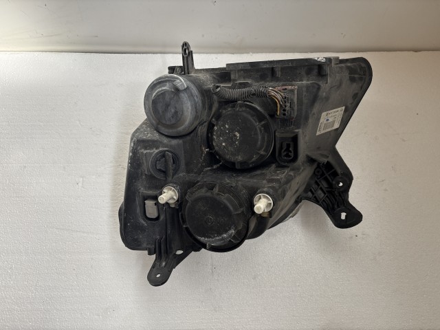 11499 Opel Meriva A 2003-2010 Lámpa , Fényszóró Használt Jobb első