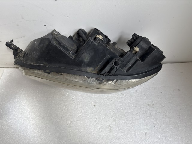 11498 Fiat Punto III. 2003-2010 2003-2010 Lámpa , Fényszóró Használt Bal első 