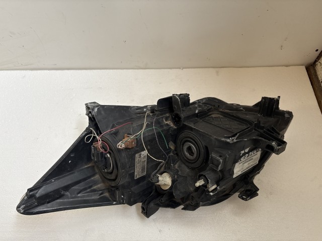 11493 Toyota Auris 2007-2012 Lámpa , Fényszóró Használt Jobb első